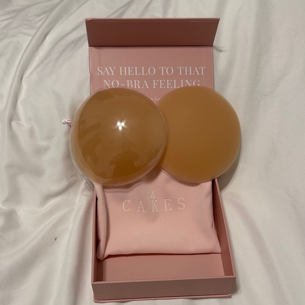 NEVER USED Cakes Covers DDD+ NONADHESIVE